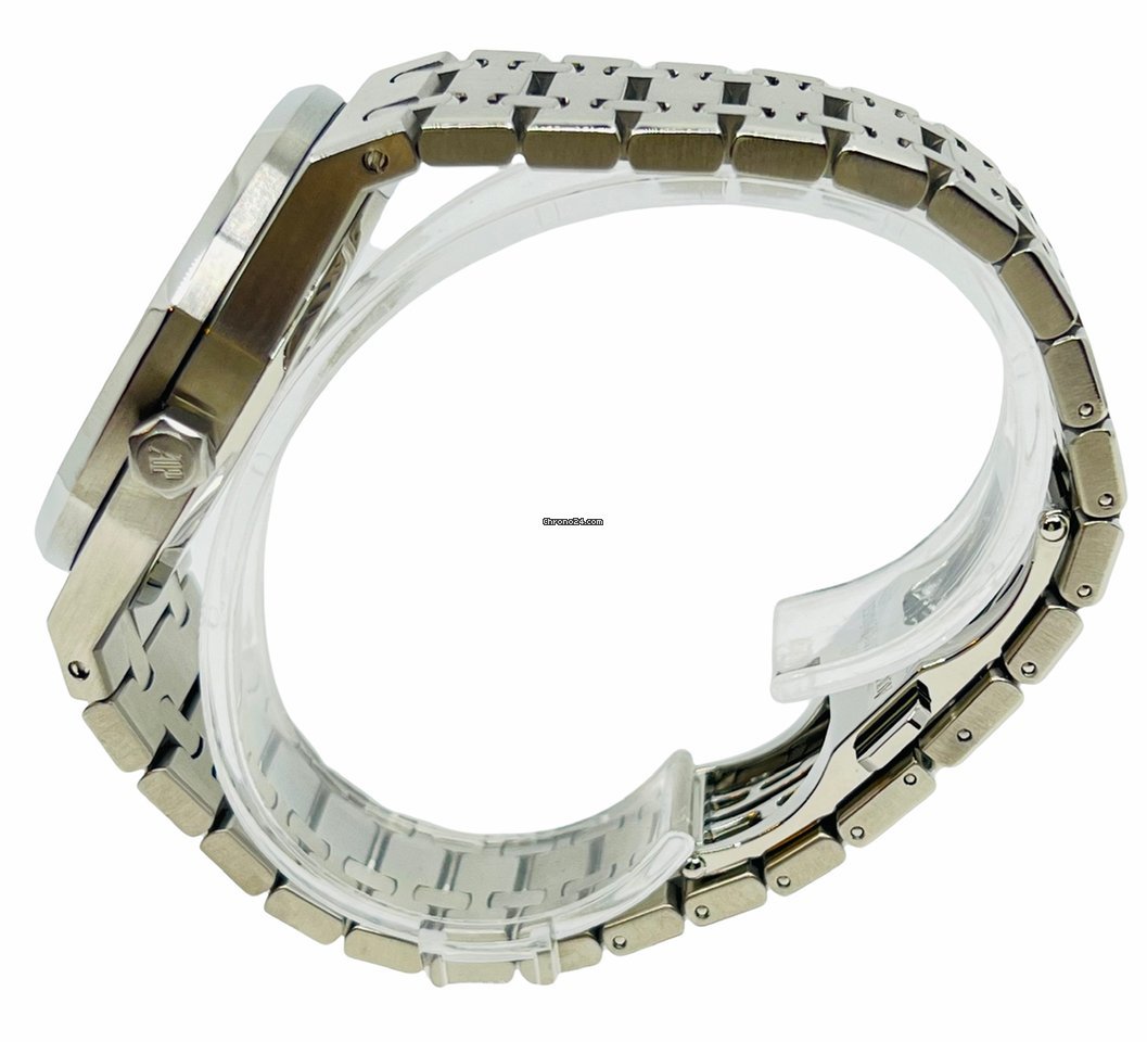 Audemars Piguet Royal Oak Dual Time Mens watch Unisex Automatic Steel 26120ST.OO.1220ST.03 7