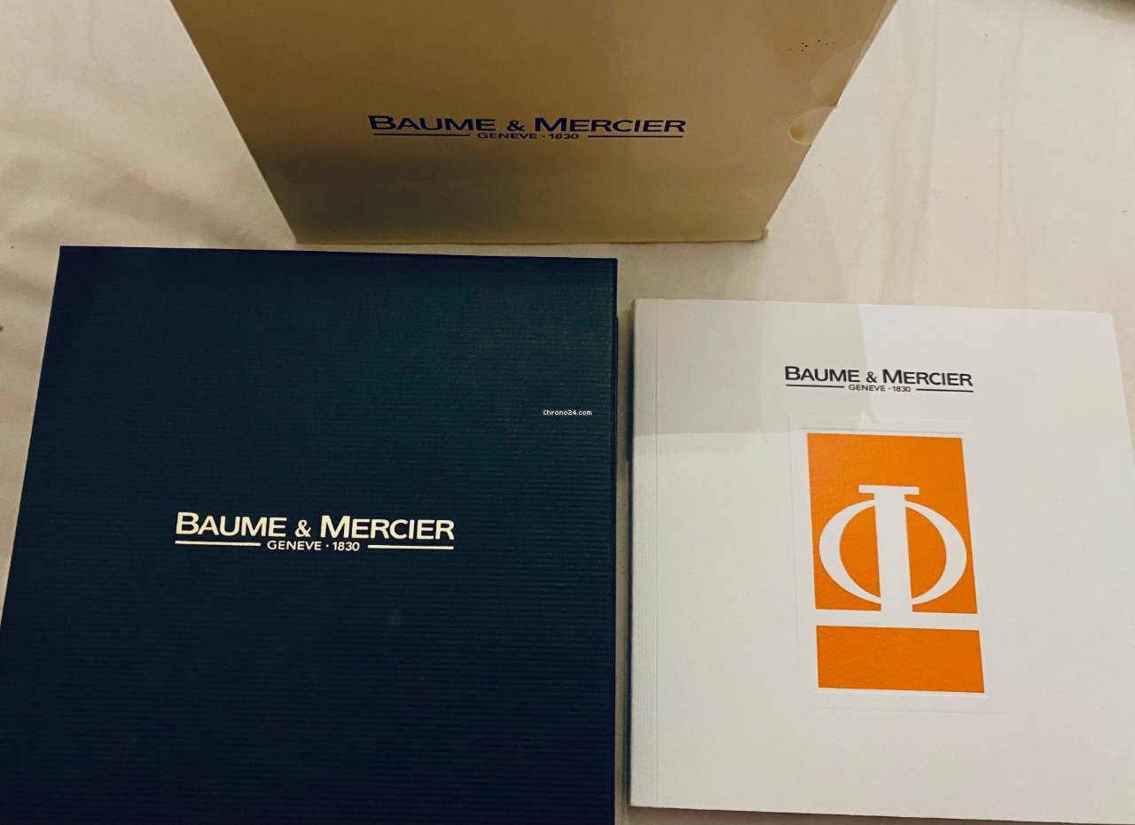 Baume & Mercier Hampton Womens watch M0A08516 7
