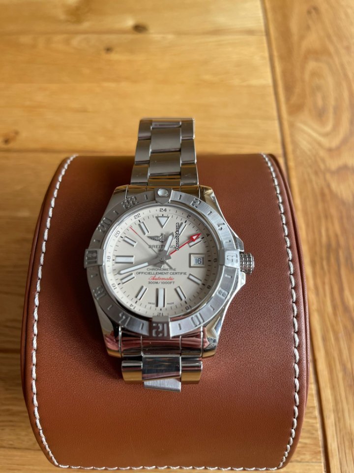 Breitling Avenger II GMT Mens watch Unisex Automatic Steel A3239011.G778.170A 7