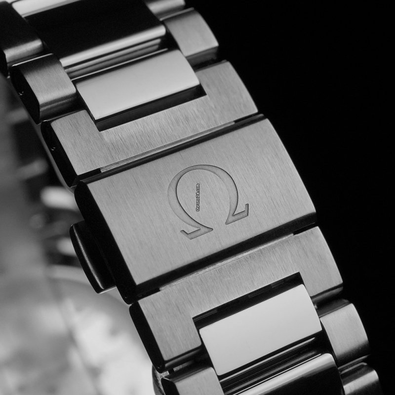 Omega Seamaster Aqua Terra Mens watch Unisex Titanium 231.90.39.21.04.001 7