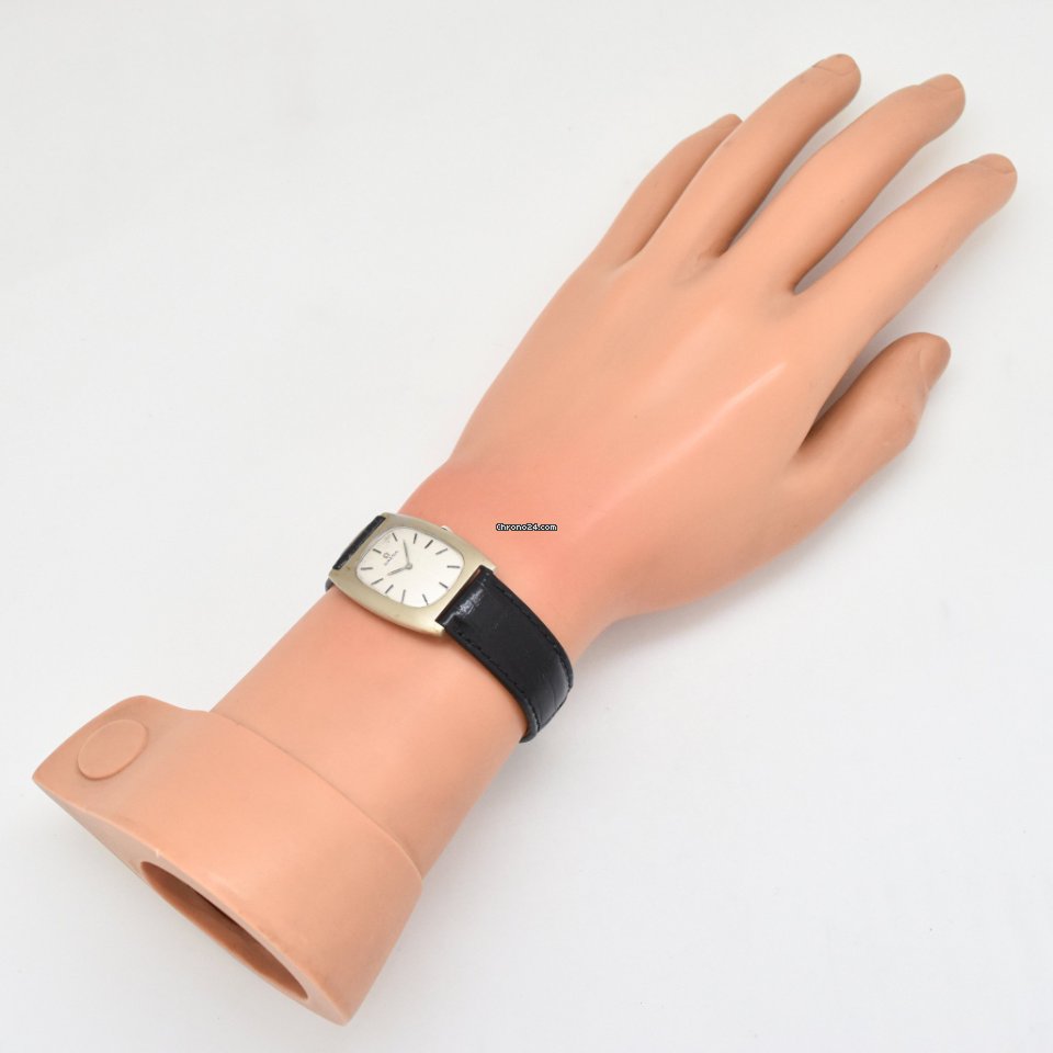 Omega Manual winding D6788 7