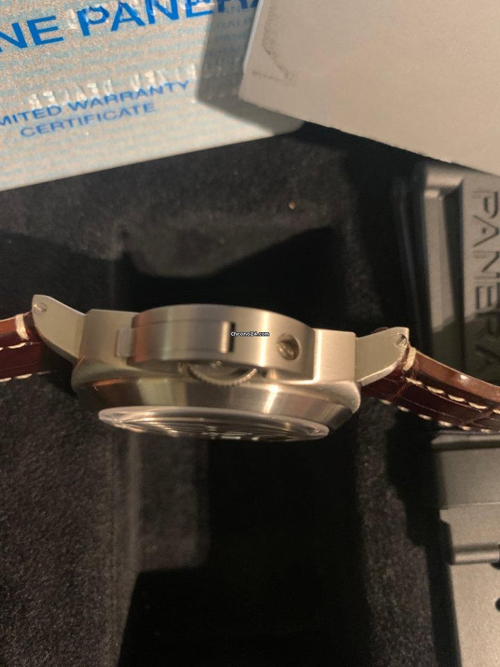 Panerai Luminor Marina Mens watch Unisex Manual winding Titanium PAM 00118 7