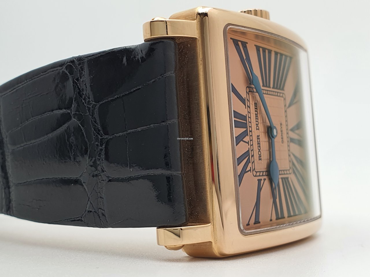 Roger Dubuis Golden Square Mens watch Unisex Automatic Rose gold G37 7