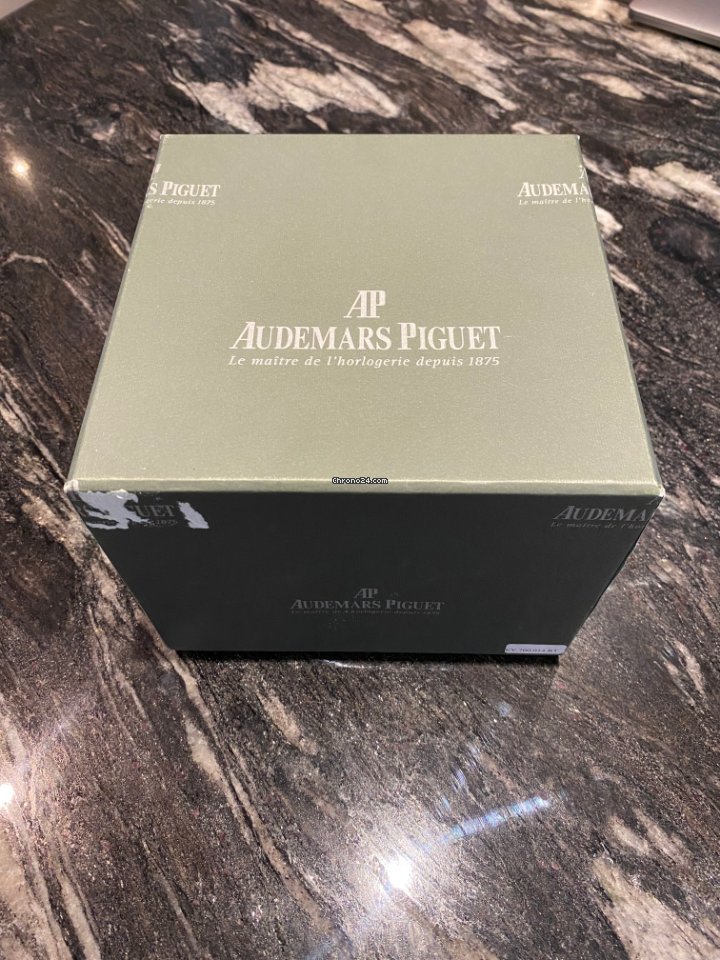 Audemars Piguet Royal Oak Lady Womens watch Quartz Steel 67620ST.OO.D010CA.01 7