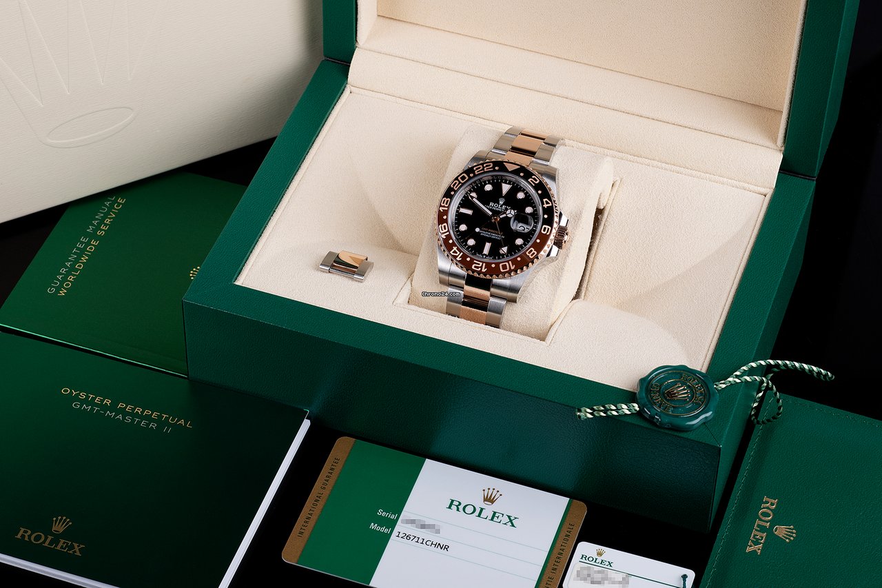 Rolex GMT-Master II Gold Steel Automatic 126711CHNR 7