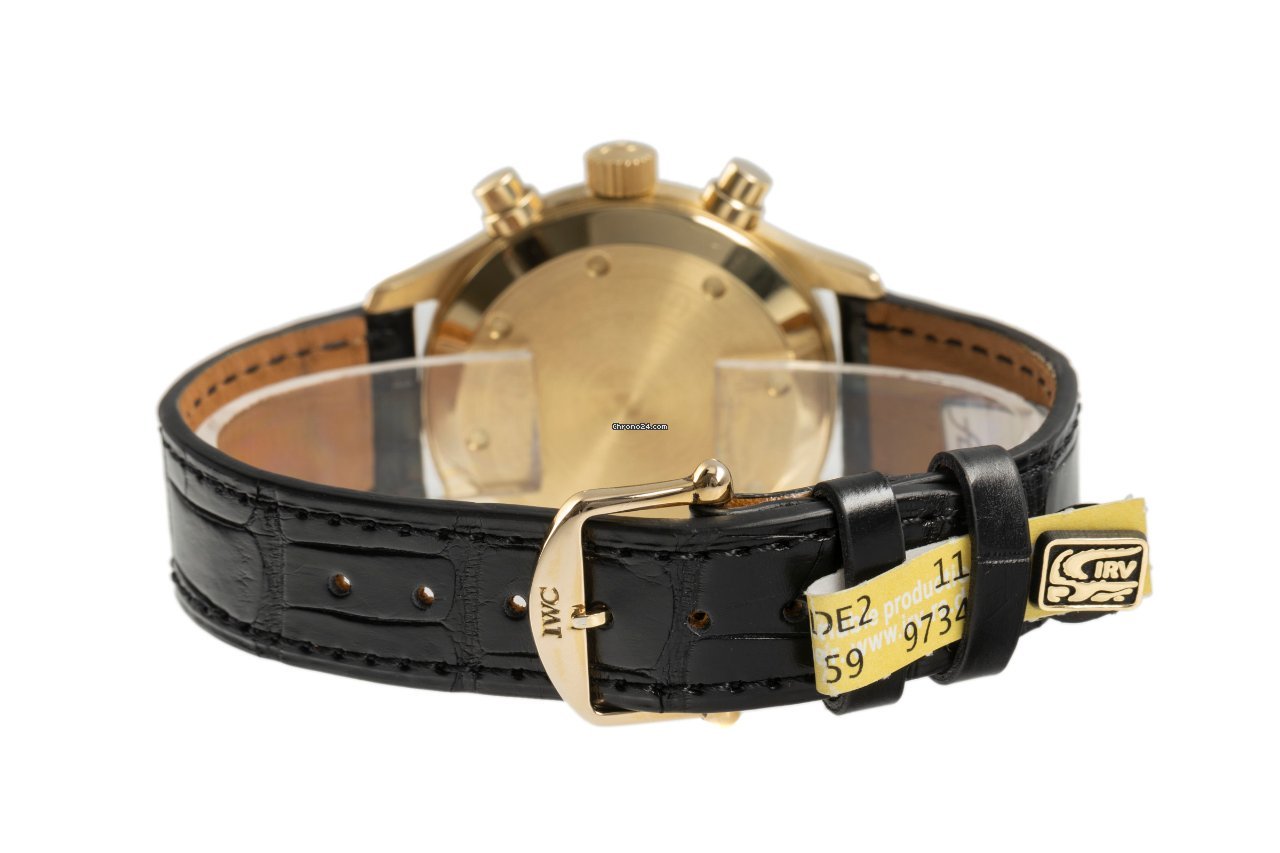 IWC Pilot Chronograph Mens watch Unisex Quartz Yellow gold 3740 7