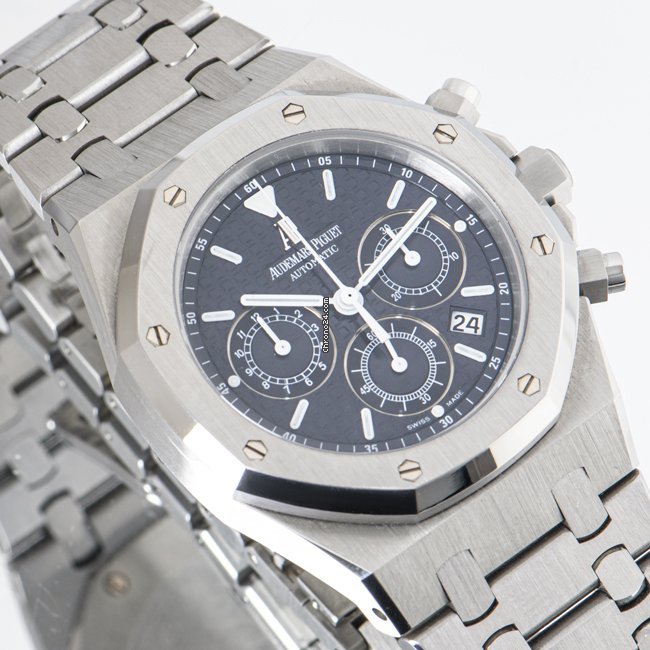 Audemars Piguet Royal Oak Chronograph Mens watch Unisex Automatic Steel 26300ST.OO.1110ST.03 7