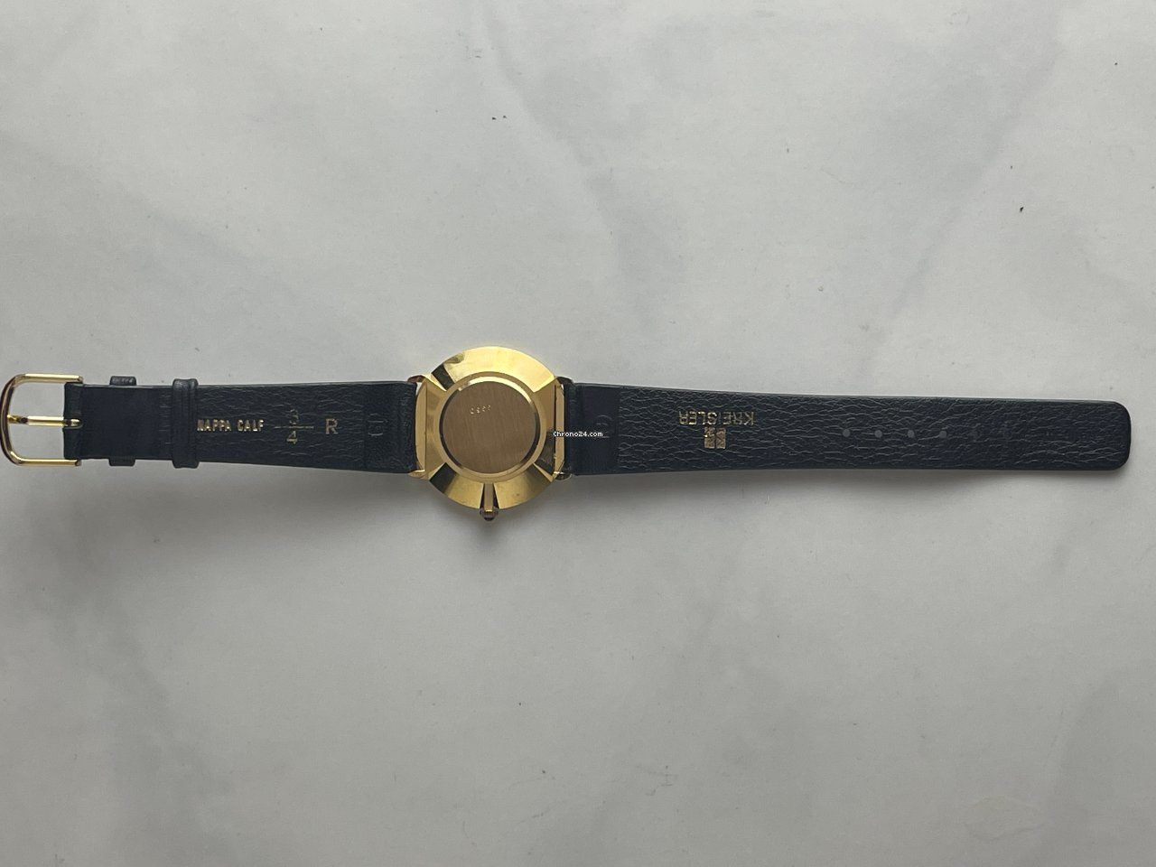Piaget Mens watch Unisex Quartz Yellow gold 3350 7