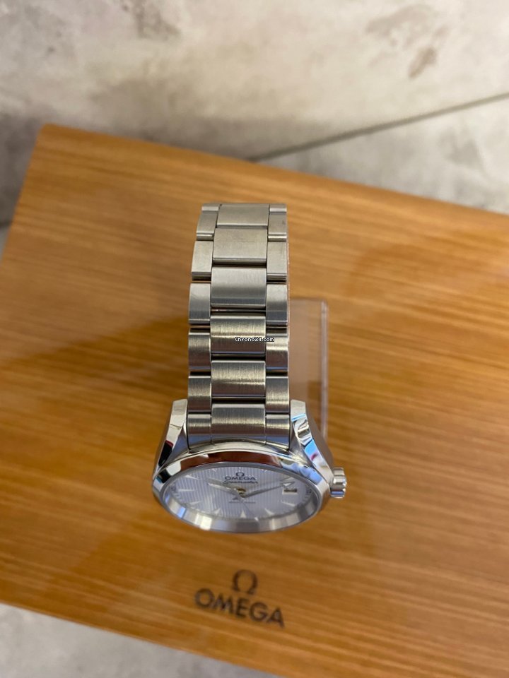 Omega Seamaster Aqua Terra Mens watch Unisex Quartz Steel 231.10.39.60.02.001 7