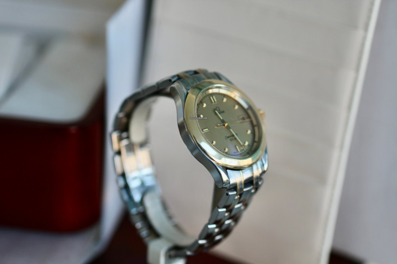 Omega Seamaster Aqua Terra Mens watch Unisex Quartz Steel 23112100 7