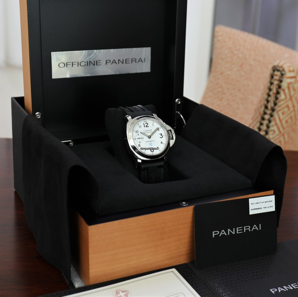 Panerai Luminor Marina Mens watch Unisex Manual winding Steel PAM 00660 7