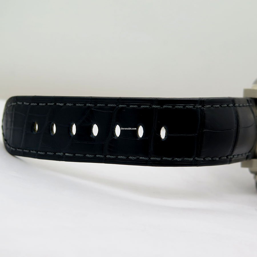 Panerai Luminor Chrono Titanium PAM 326 7
