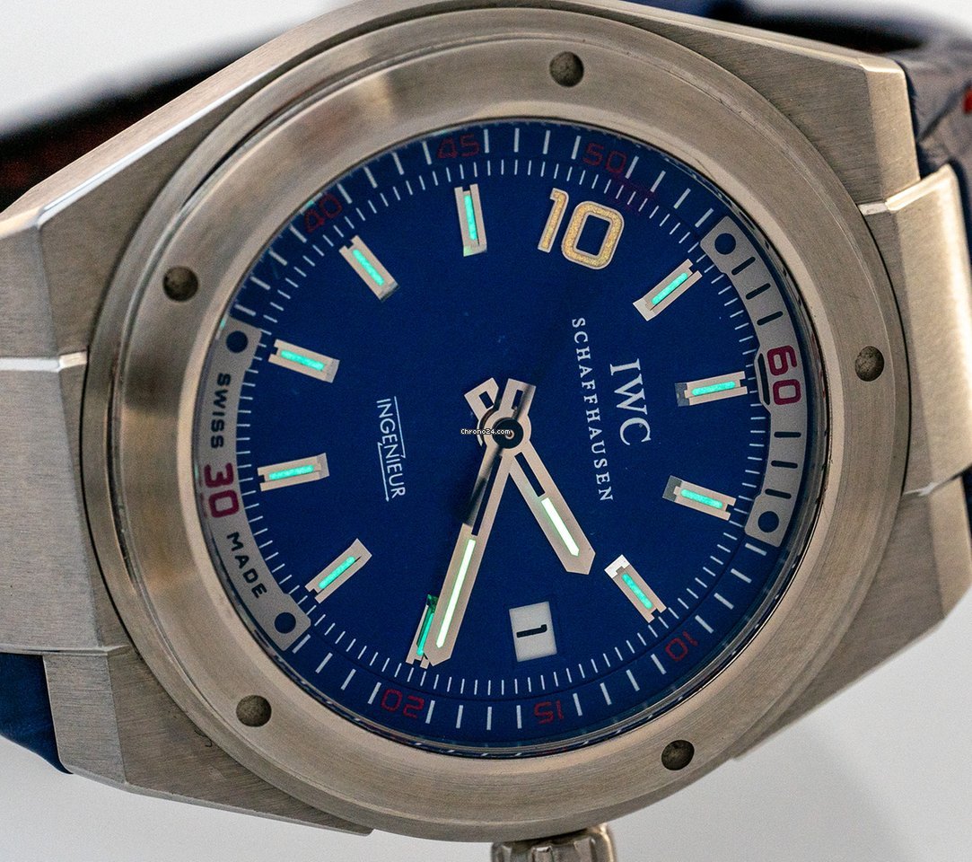 IWC Ingenieur Automatic Mens watch Unisex Automatic Steel IW323403 7
