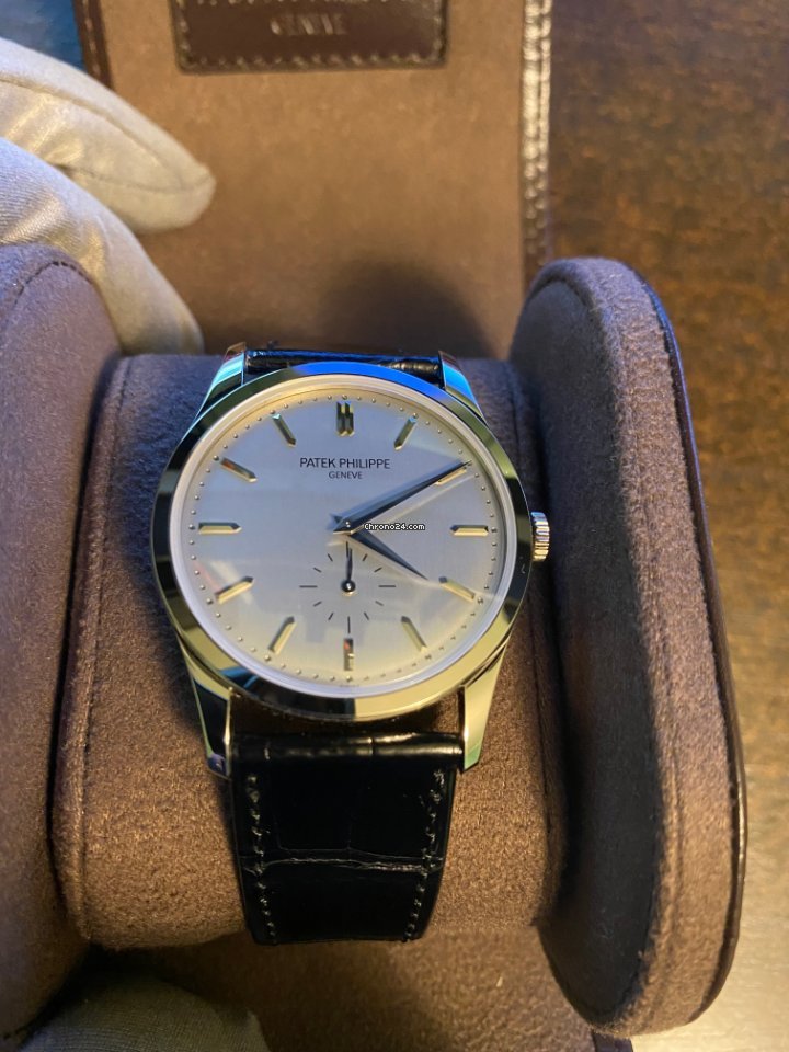 Patek Philippe Calatrava Mens watch Unisex Manual winding White gold 5196G-001 7