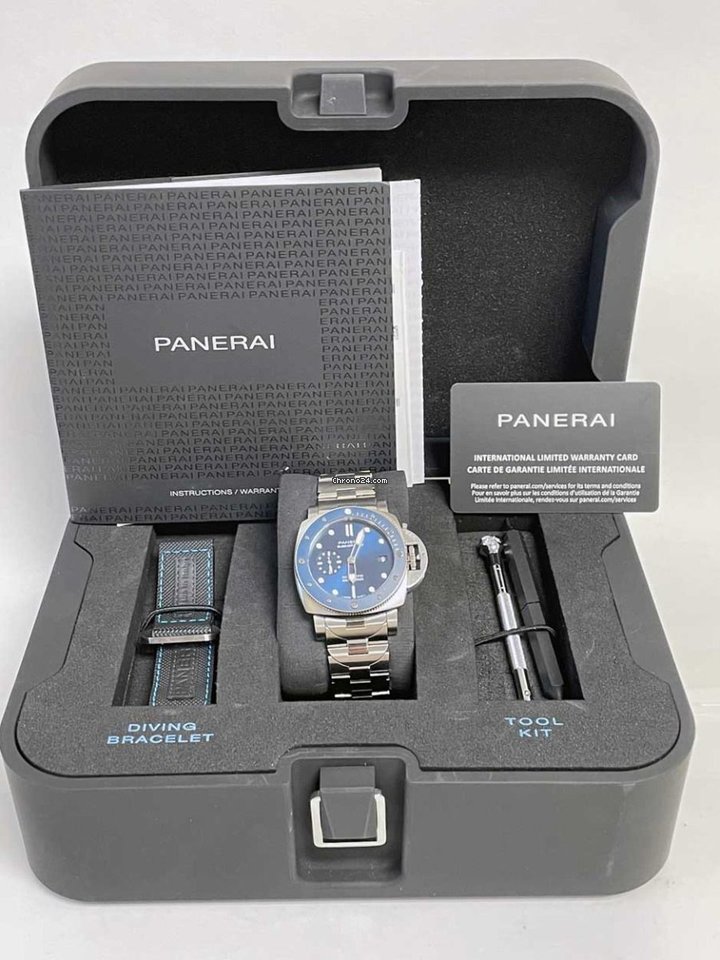 Panerai Luminor Submersible Mens watch Unisex Automatic Steel PAM01068PO-1 7