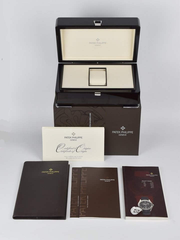 Patek Philippe Annual Calendar Yellow gold 5146J 7