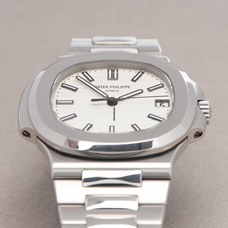 Patek Philippe Nautilus Mens watch Unisex Automatic Steel 5711 1A-011 7