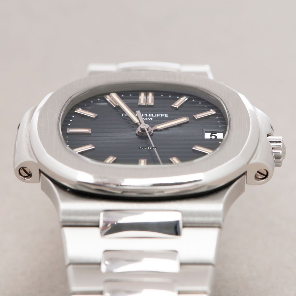Patek Philippe Nautilus Mens watch Unisex Automatic Steel 5800 1A 7