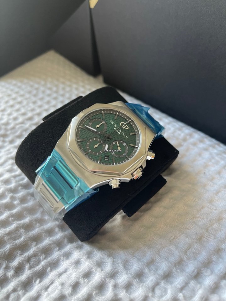 Girard Perregaux Laureato Mens watch Unisex Automatic Steel 81020-11-001-11A 7