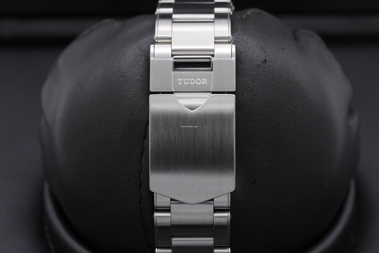 Tudor Black Bay Steel 79230 7
