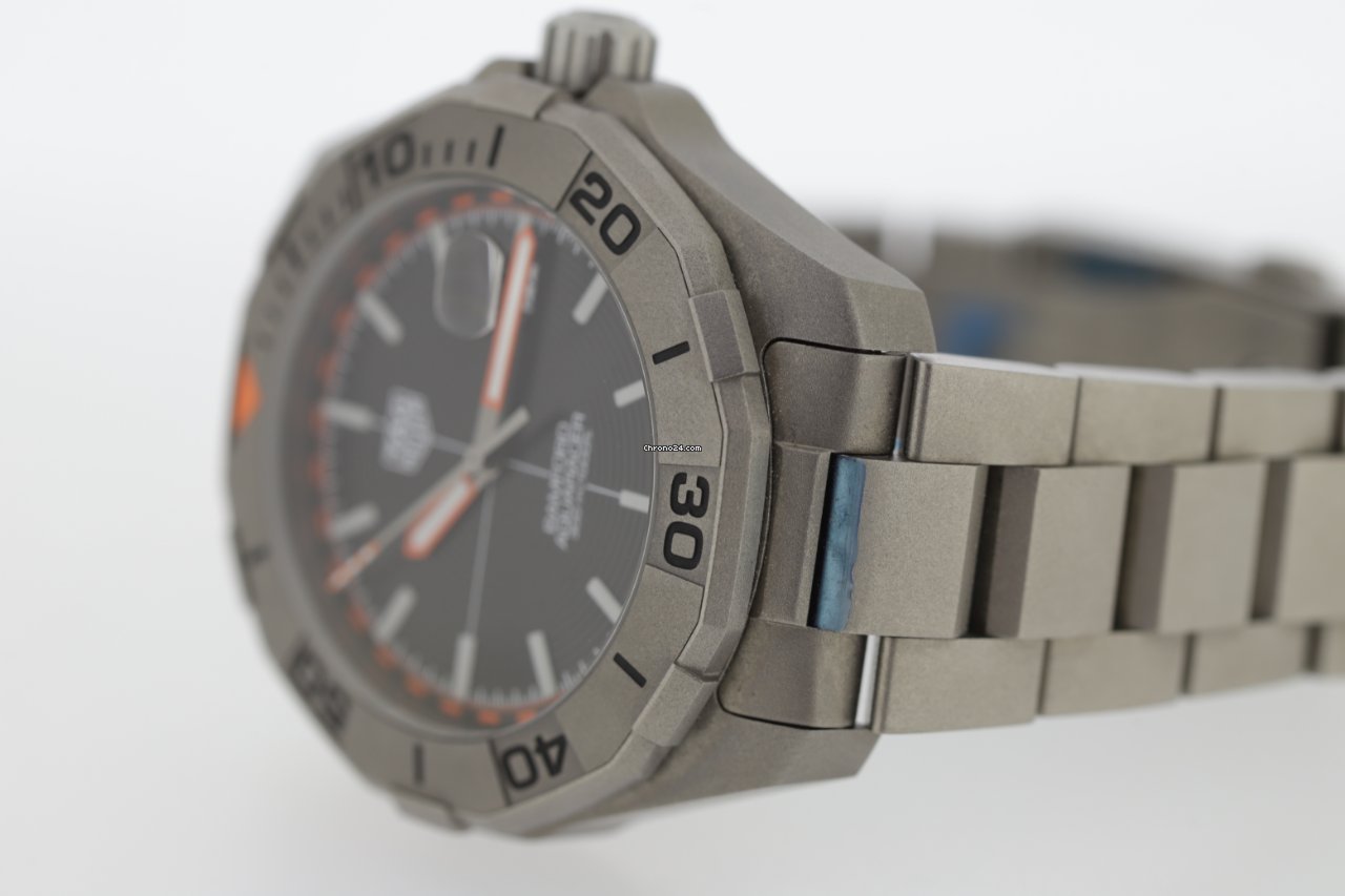TAG Heuer Aquaracer 300M Mens watch Unisex Automatic Titanium WAY208F.BF0638 7