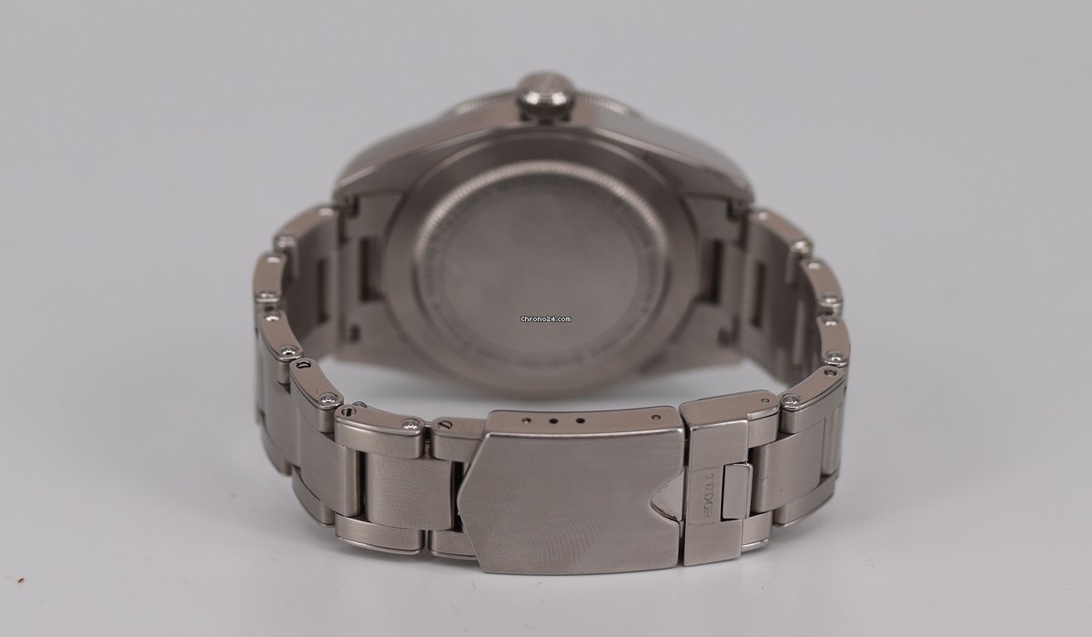 Tudor Black Bay Fifty-Eight Automatic Steel M79030B 7