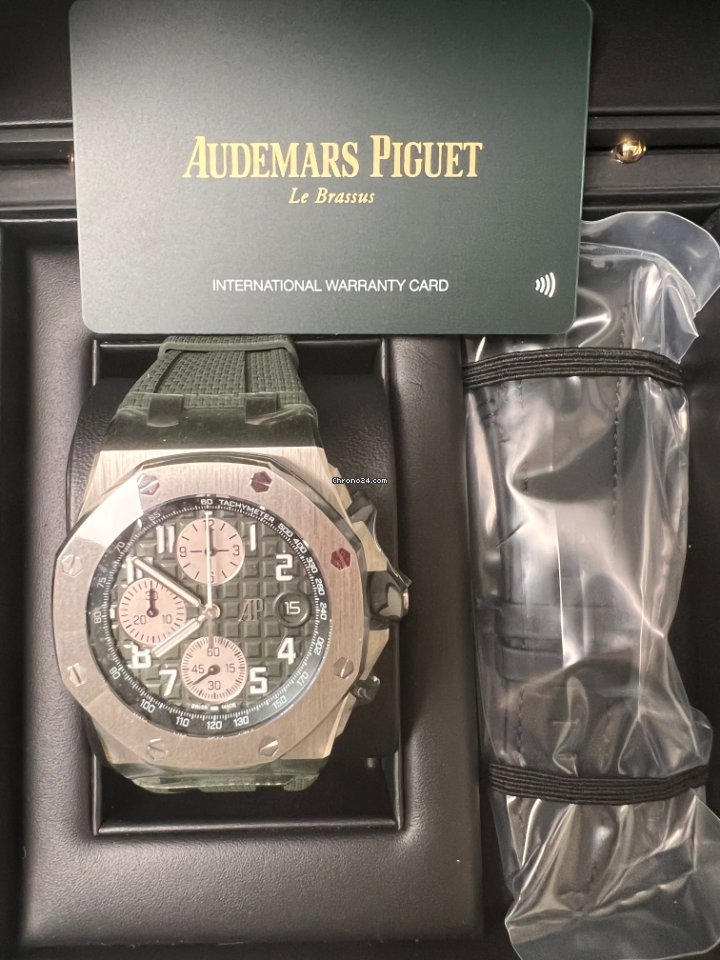 Audemars Piguet Royal Oak Offshore Chronograph Mens watch Unisex Automatic Titanium 26238TI.OO.A056CA.01 7