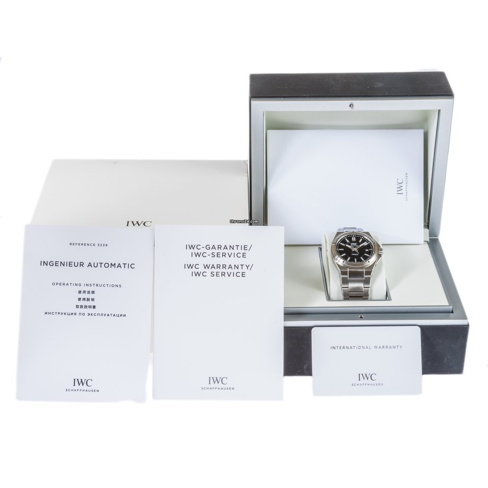 IWC Ingenieur Automatic Mens watch Unisex Automatic Steel IW323902 7