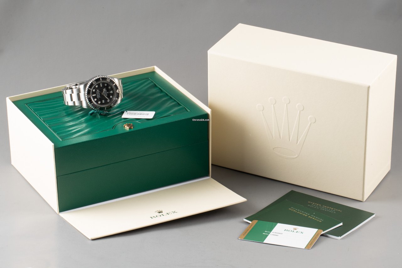 Rolex Sea-Dweller Deepsea Mens watch Unisex Steel Automatic 126660 7