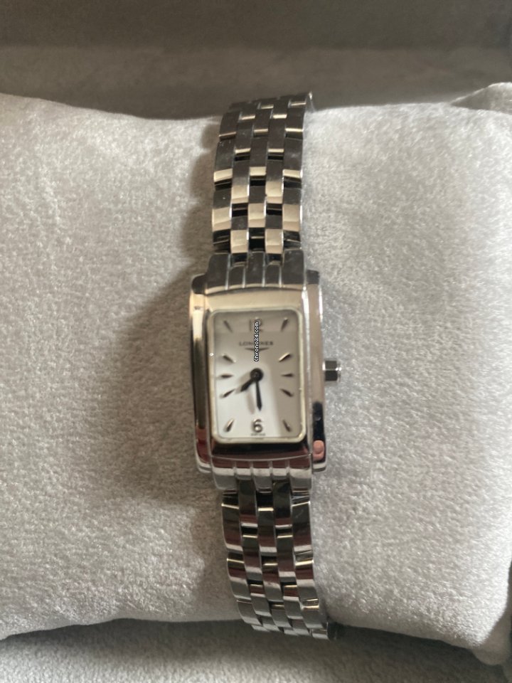 Longines DolceVita Quartz Steel L5.158.4.16.6 7