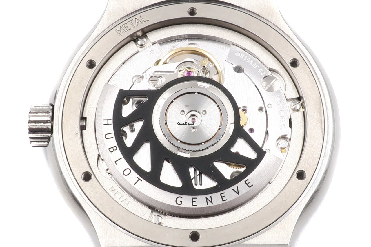 Hublot Classic Fusion 45, 42, 38, 33 mm Mens watch Unisex Automatic Titanium 565.NX.1170.LR 7