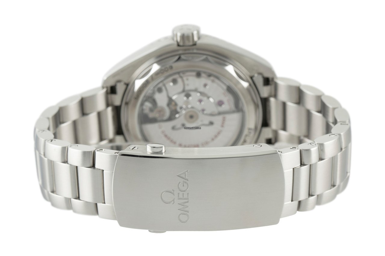 Omega Seamaster Planet Ocean Mens watch Unisex Automatic Steel 215.30.44.21.01.001 7