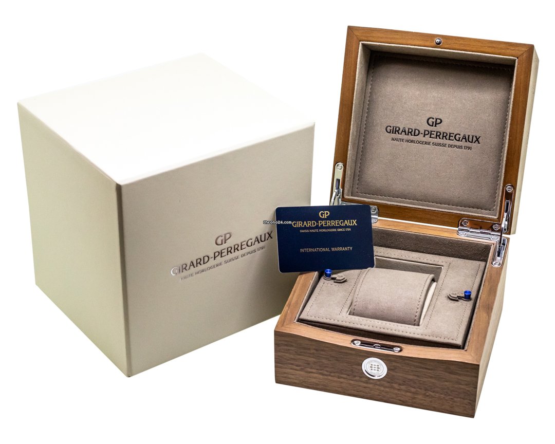 Girard Perregaux Laureato Mens watch Unisex Automatic Steel 81040-11-431-11A 7