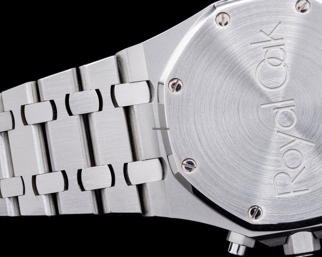 Audemars Piguet Royal Oak Chronograph Mens watch Unisex Automatic Steel 26300ST.OO.1110ST.06 7