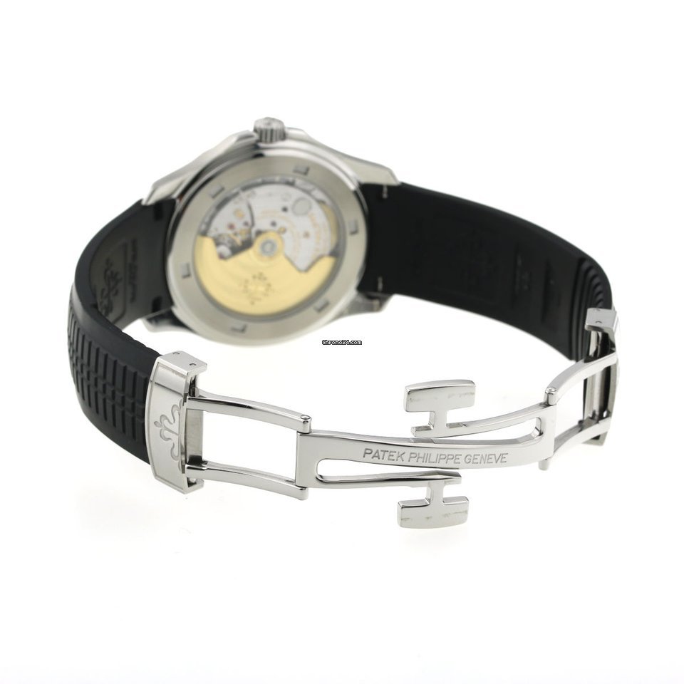 Patek Philippe Aquanaut Automatic Steel 5165 7