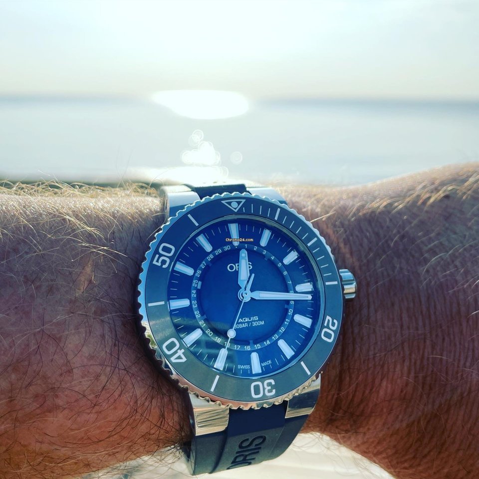 Oris Aquis Date Mens watch Unisex Automatic Steel 01 733 7730 4125-Set MB 7