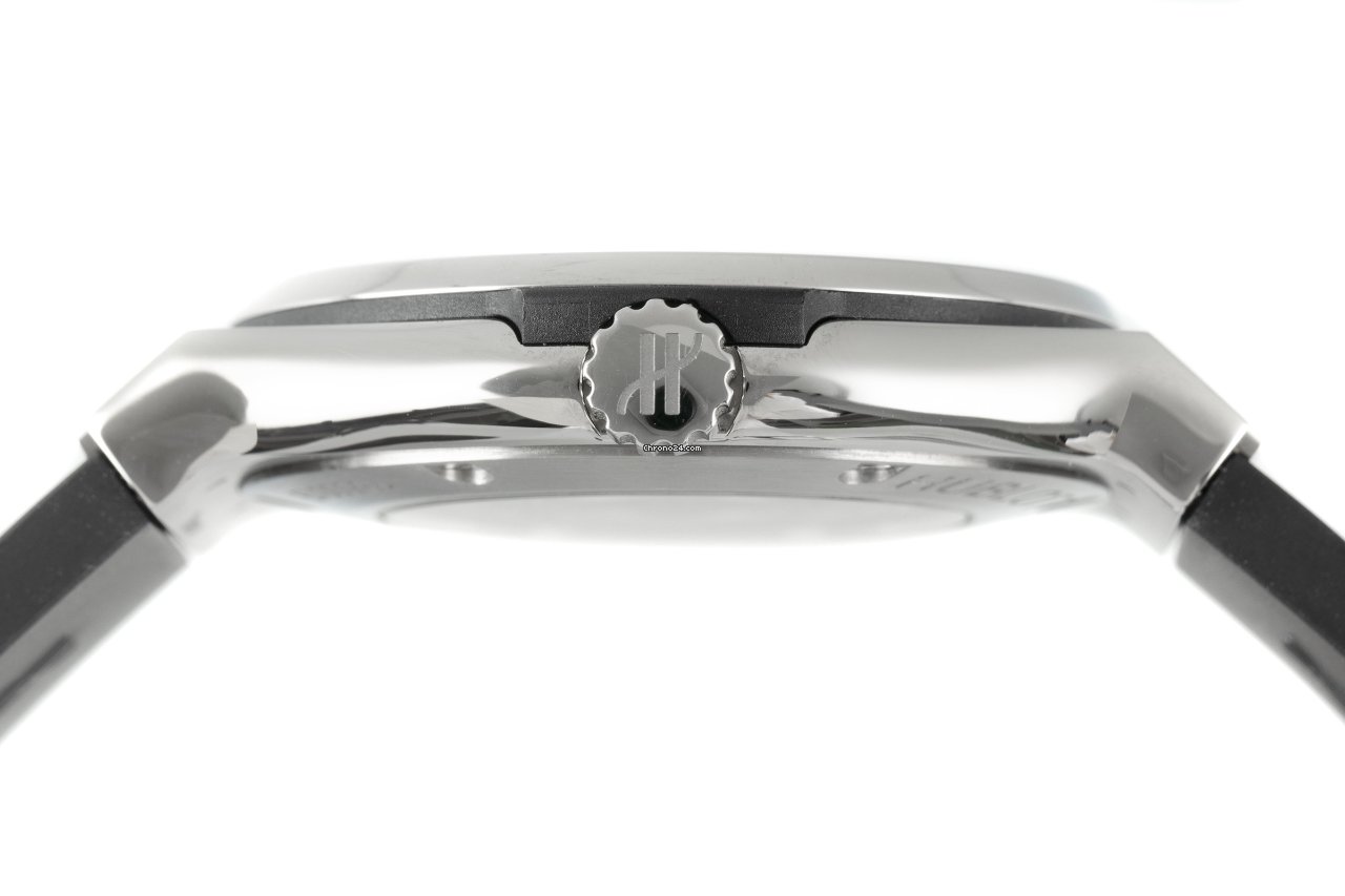 Hublot Classic Fusion 45, 42, 38, 33 mm Mens watch Unisex Automatic Titanium 542.NX.1171.RX 7