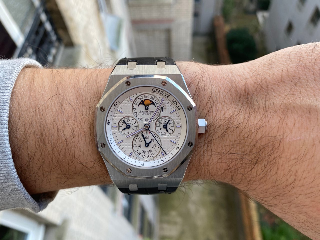 Audemars Piguet Royal Oak Mens watch Unisex Automatic Steel 26603ST.OO.D002CR.01 7