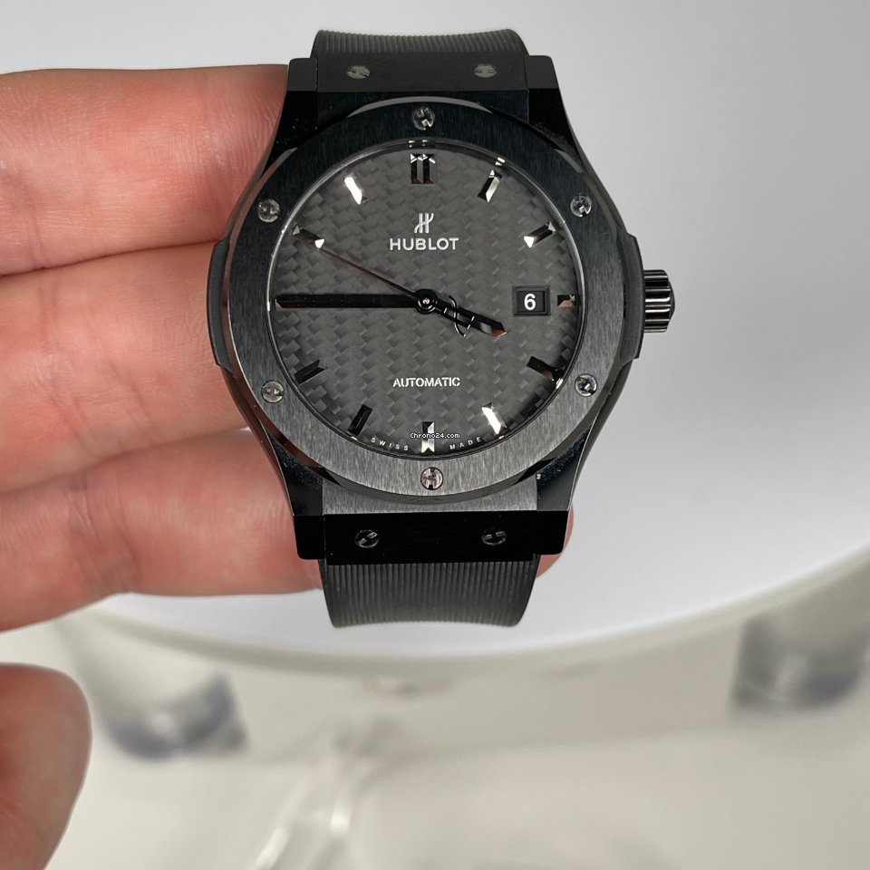 Hublot Classic Fusion 45, 42, 38, 33 mm Mens watch Unisex Automatic Ceramic 542.CM.1771.RX 7