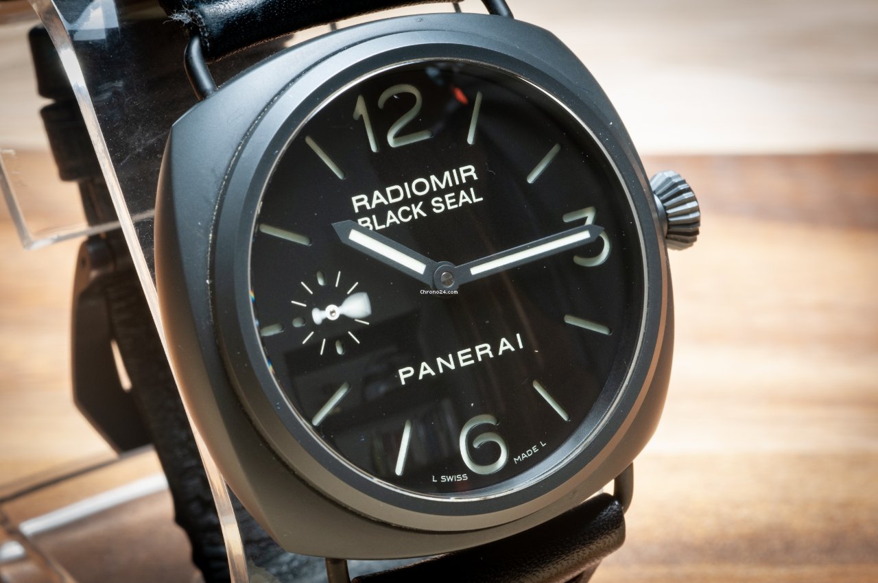 Panerai Radiomir Black Seal Mens watch Unisex Manual winding Ceramic PAM 00292 7