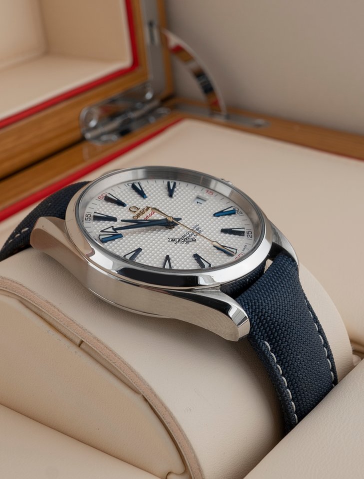 Omega Seamaster Aqua Terra Mens watch Unisex Automatic Steel 231.10.42.21.02.005 7