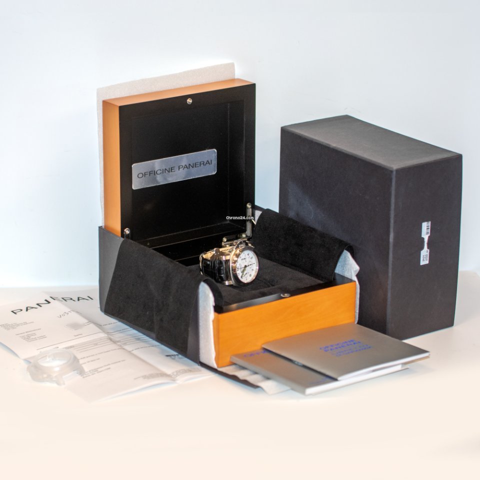 Panerai Luminor Chrono Mens watch Unisex Automatic Steel PAM 00188 7