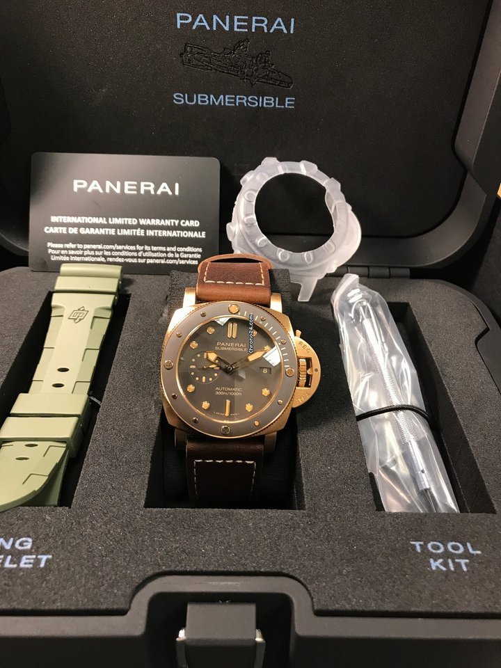 Panerai Luminor Submersible Mens watch Unisex Automatic Bronze pam00968