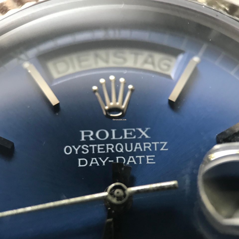 Rolex Day-Date Oysterquartz Mens watch Unisex White gold Quartz 19019