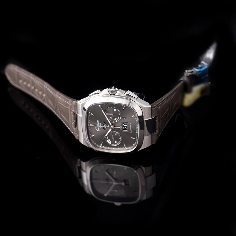 Glashtte Original Seventies Chronograph Panorama Date Mens watch Unisex Automatic Steel 1-37-02-01-02-30