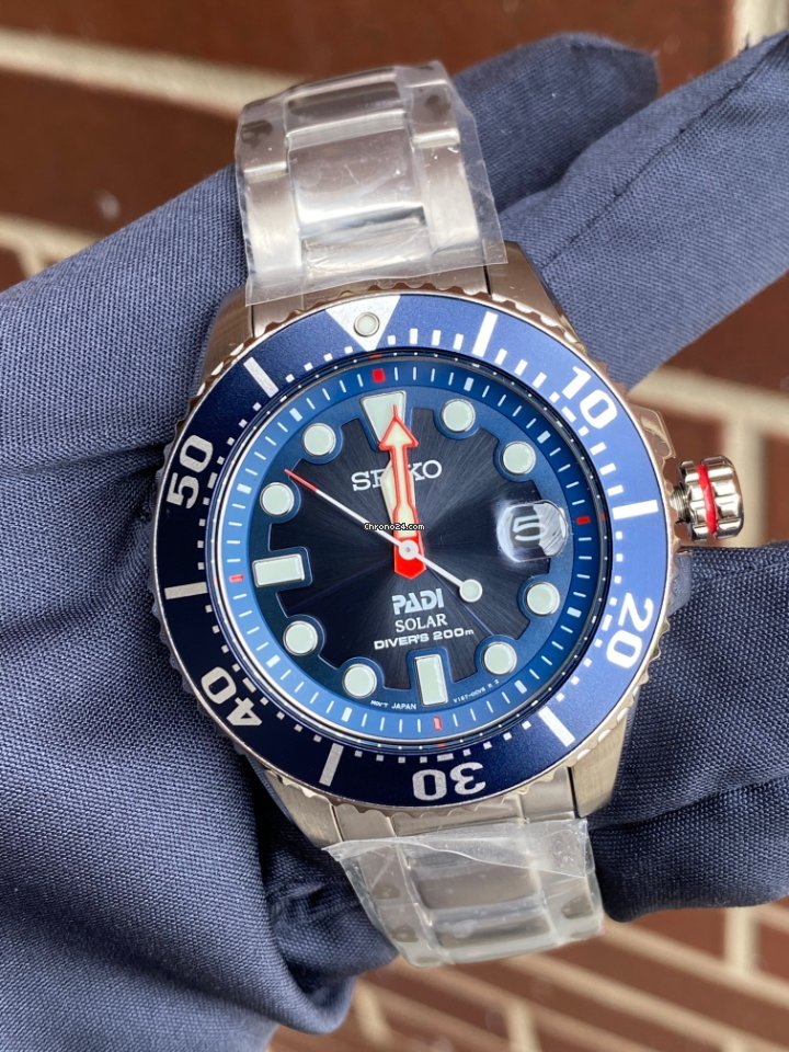 Seiko Prospex Mens watch Unisex Quartz Steel SNE549