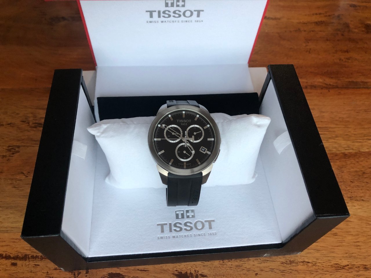 Tissot T-Sport Mens watch Unisex Quartz Titanium T069.417.47.051.00
