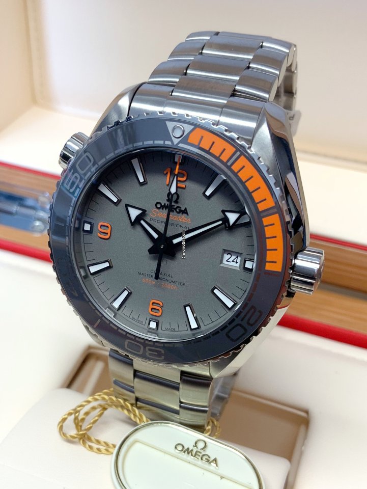 Omega Seamaster Planet Ocean Mens watch Unisex Automatic Titanium 215.90.44.21.99.001