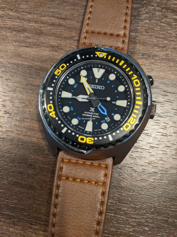 Seiko Prospex Mens watch Unisex Quartz Steel SUN021P1