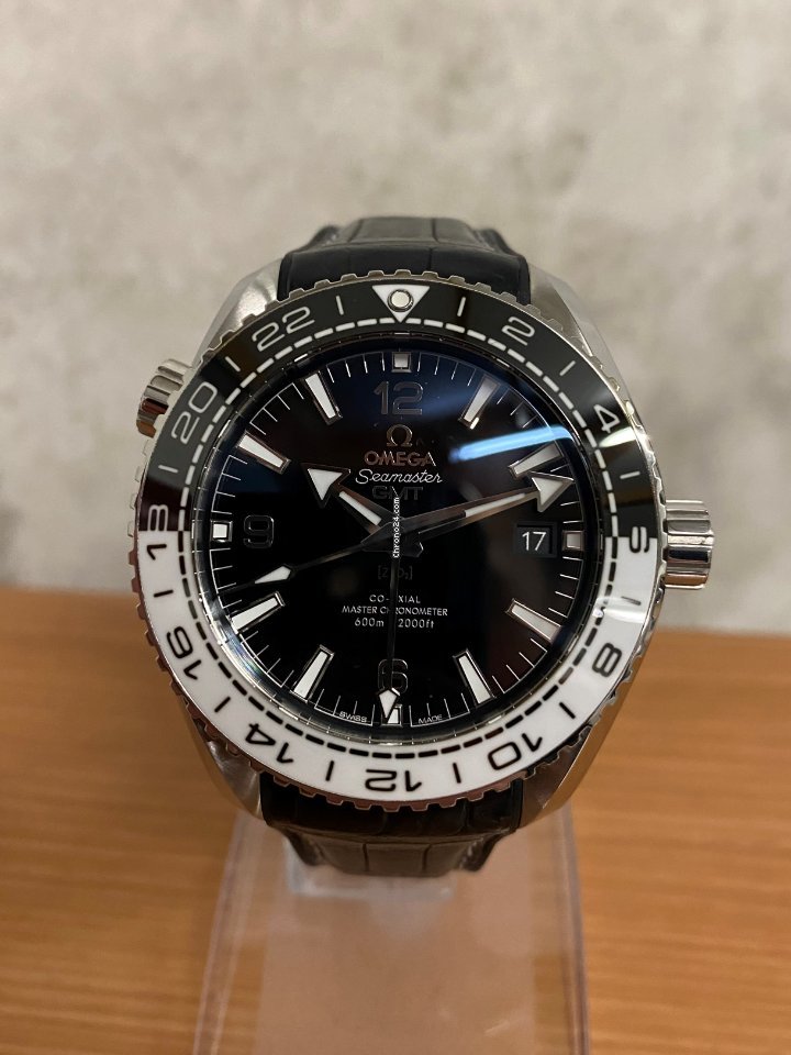 Omega Seamaster Planet Ocean Mens watch Unisex Automatic Steel 215.33.44.22.01.001